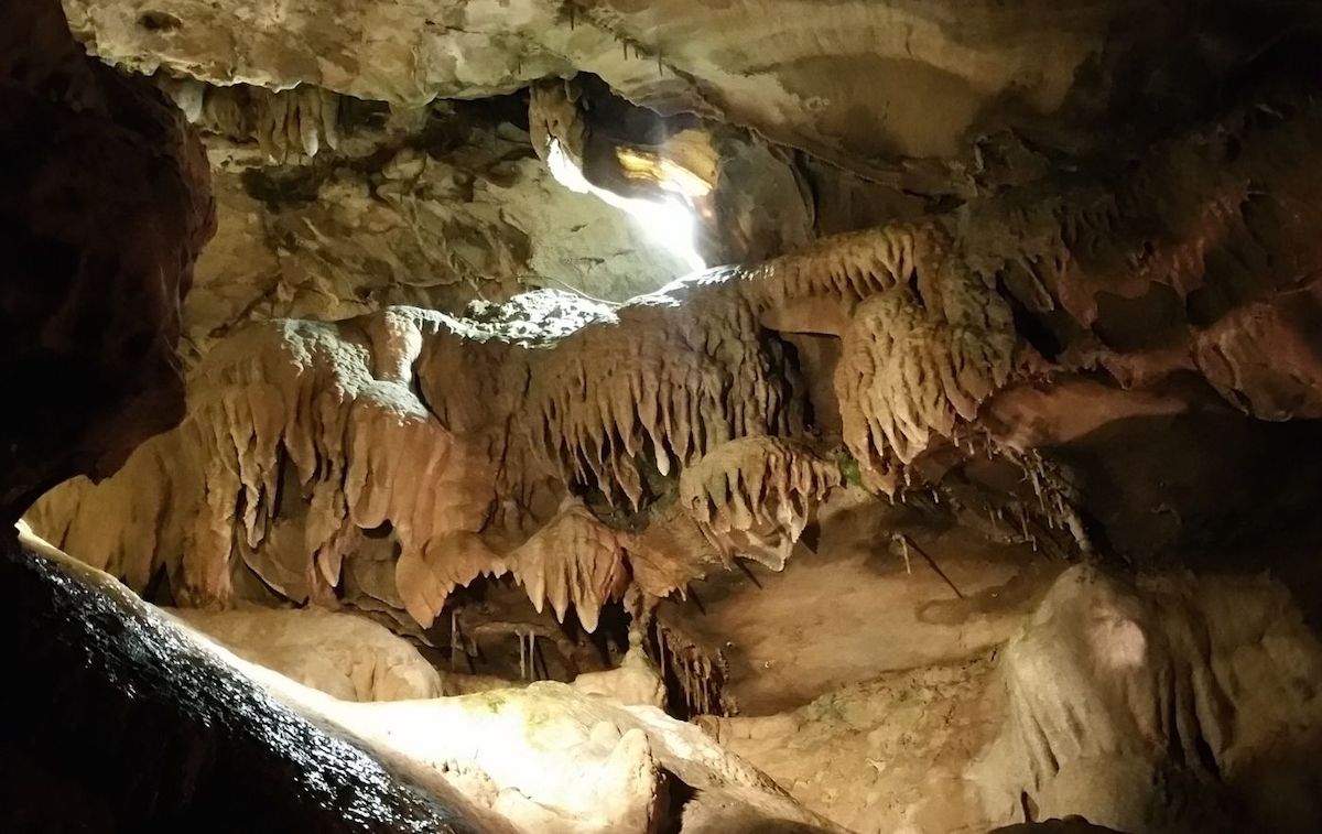 13 Stunning And Best Caves In New York With Secret Local Tips